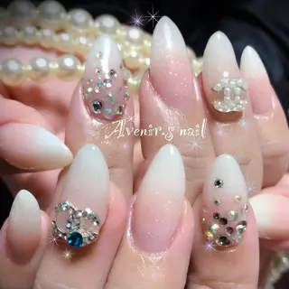 ネイル Home Salon Avenir.のネイルデザイン