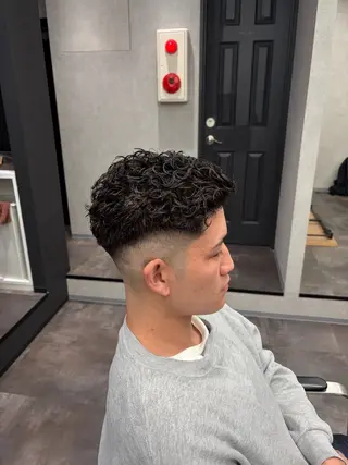 ショート パーマ メンズ メンズ特化🔥　齋藤 航のヘアスタイル