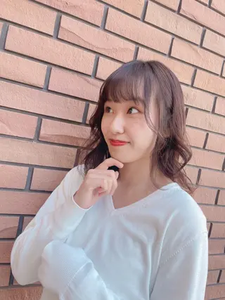 ミディアム 💐レイヤー/透明感 カラー💐智口彩香のヘアスタイル