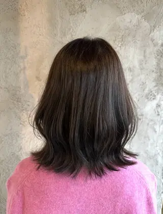 ミディアム ヘアアトリエマム所属・北村 亜寿那のヘアスタイル