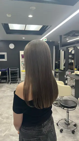 ロング カラー white.梅田所属・White梅田  / COCOのヘアスタイル