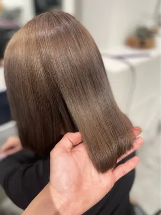 ミディアム カラー GaKu/ハイトーン /ブリーチ/ブロンドのヘアスタイル