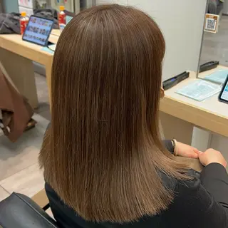 セミロング カラー 🌞レイヤー×カラー 前川那津美🌞のヘアスタイル