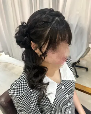 ヘアアレンジ セットサロンCURE 🩵あんみのヘアスタイル