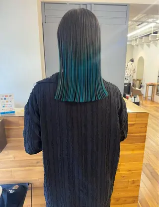 セミロング siro所属・siro meruのヘアスタイル