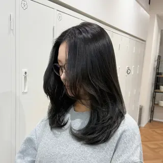 セミロング カラー ヘアアレンジ キヨミ 韓国レイヤーカットのヘアスタイル