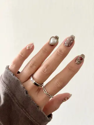 ネイル chem NAILSTUDIO所属・chem くりたももこのネイルデザイン