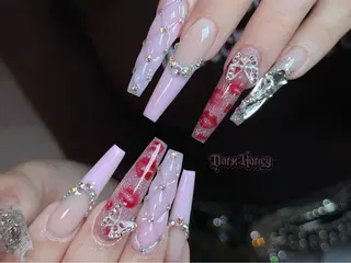 ネイル Dark honey スカルプ専門原宿店のネイルデザイン