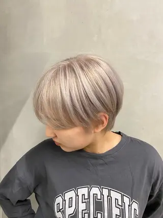 ミディアム カラー ヘアアレンジ mina 🌷のヘアスタイル