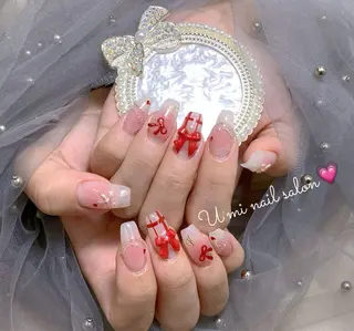 ネイル U·Mi nail salon所属・U·MI 長さ出し専門店のネイルデザイン