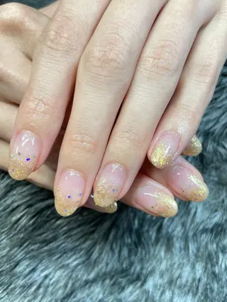 カラー ネイル Chérinail 爪のお手入れのネイルデザイン