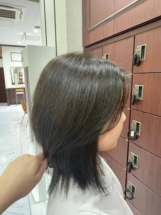 ミディアム いとう このみのヘアスタイル
