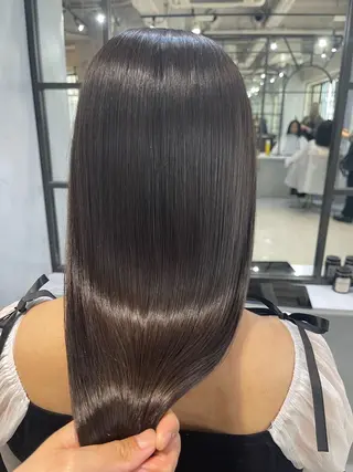 セミロング 髪質改善/艶髪特化 /柔らかさ/清水翔矢のヘアスタイル