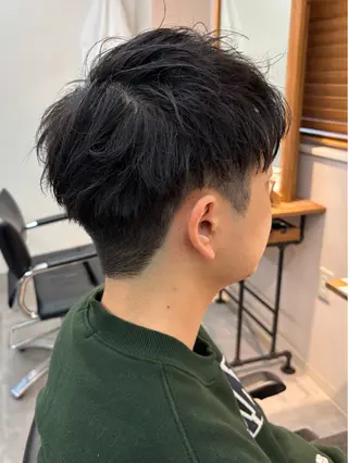 メンズ フェザーパーマ/韓国 /メンズカット保立のヘアスタイル