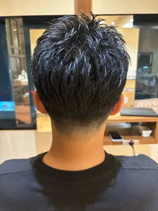 メンズ おもだか　がく /レディースカットのヘアスタイル