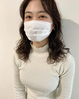 セミロング パーマ ANY／SUE 千葉パーマのヘアスタイル