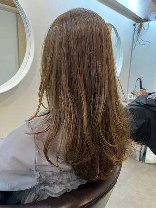 セミロング 下石怜子/レイヤー/ 透明感カラーのヘアスタイル