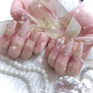 ネイル élu by Noriko 前原のネイルデザイン