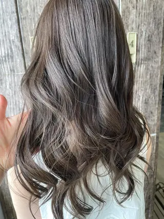 ロング カラー パーマ ヘアアレンジ メンズ キッズ ネイル マツエク・マツパ N-plants 楓のヘアスタイル