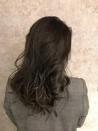 ミディアム カラー hair salon darts所属・髪質改善/美髪ケア ✨岡野右京のヘアスタイル