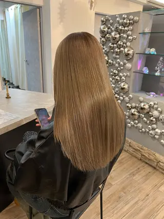 セミロング カラー ブリーチカラー🫧 いぐち しょうた🫧のヘアスタイル