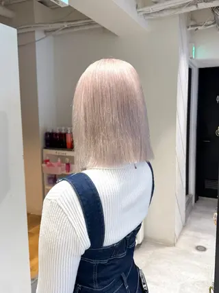 ショート カラー fuka/梅田/ ミルクティーベージュのヘアスタイル