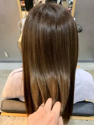 ロング inity　杉本 美羽のヘアスタイル