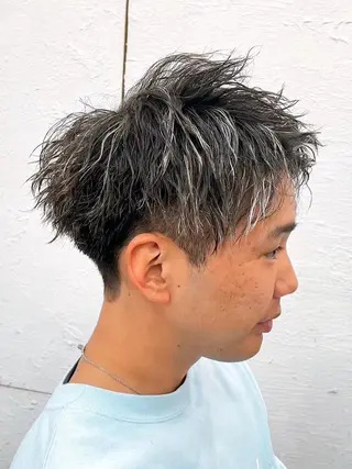 カラー パーマ メンズ 鈴木 裕貴のヘアスタイル