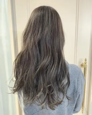 ロング カラー パーマ 菅野 美咲のヘアスタイル