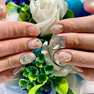 ネイル 奥園 良恵のネイルデザイン