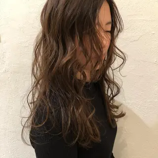ロング カラー パーマ ヘアアレンジ BRUNTJET所属・MAEDA MADOKAのヘアスタイル