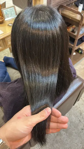 ロング カラー 小澤 一稀のヘアスタイル