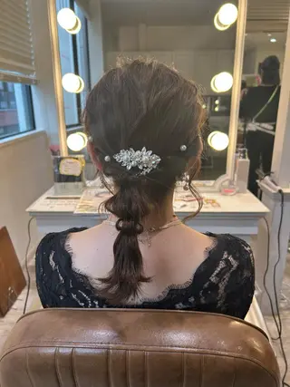 ミディアム ヘアアレンジ ミユ🎀ヘアメ 🎨デザインカラーのヘアスタイル