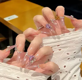 ネイル Miu Miu 🎀 Nailのネイルデザイン