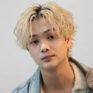 ショート カラー パーマ ヘアアレンジ メンズ スパイキー/フェザー /波巻き/かいとのヘアスタイル