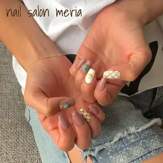 ネイル プライベートビューティーサロンメリア所属・ビューティーサロン meriaのネイルデザイン