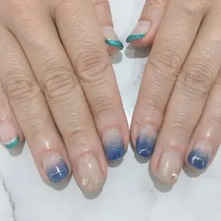 ネイル ネイル＆フラワーサロン〜Ri✦hiro〜鳥栖店所属・HIRATA RIEのネイルデザイン