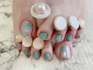 ネイル nail salon Berry所属・前田 りかのネイルデザイン