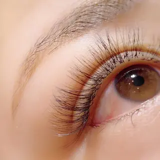 マツエク・マツパ RiCHE吉祥寺店所属・Yuriko⭐️ まつげ/眉毛のマツエク・マツパデザイン