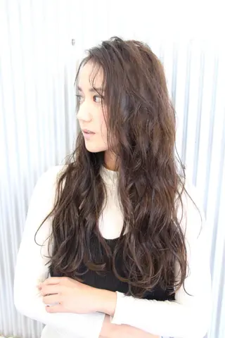 ロング カラー LoRE hair 四条河原町 西尾友里のヘアスタイル