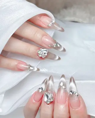 ネイル 🎀M nails✨ ビューティーのネイルデザイン