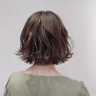 ミディアム 推しカラー🎨横浜 ブリーチ/ yuaのヘアスタイル