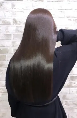 ロング カラー she2.新宿 Shotoのヘアスタイル