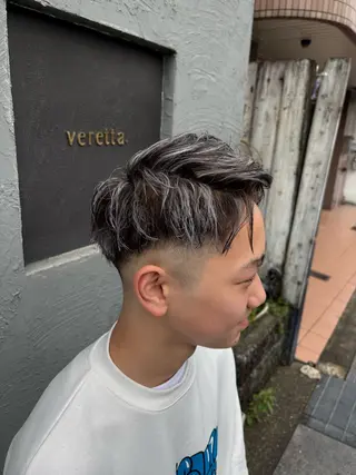 ショート カラー メンズ veretta .所属・✒️ハイトーン/ メンズ特化　Rikuのヘアスタイル