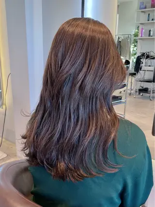 カラー OCHIAI KEISUKEのヘアスタイル