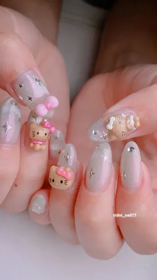 ネイル JINI NAIL所属・ジニ ネイルのネイルデザイン