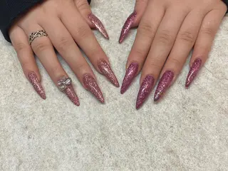 ネイル 【やり放題専門店】 スカルプ&長さ出しのネイルデザイン