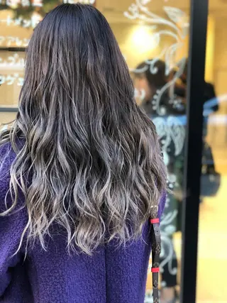 ロング カラー 樋渡 侑希のヘアスタイル