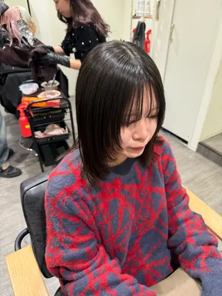 ミディアム 上田 紗也のヘアスタイル