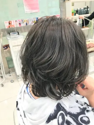 ミディアム カラー 田中 慎也のヘアスタイル